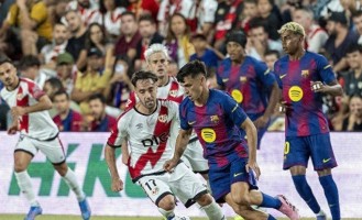 巴萨西甲关键战陷被动！痛批亚马尔，加维亚一战封神！