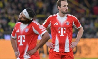 连詹俊都在感叹！凯恩赛季50球+德比双响，英格兰队长想要更多