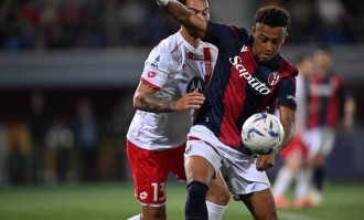 意甲第6轮博洛尼亚迎战比萨，主场强势但受伤影响，比萨深陷保级区，两队对决悬念十足。