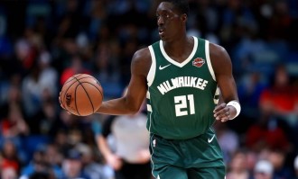 在发展联盟都得不到什么出场时间，昔日雄鹿3D侧翼将转战法甲联赛